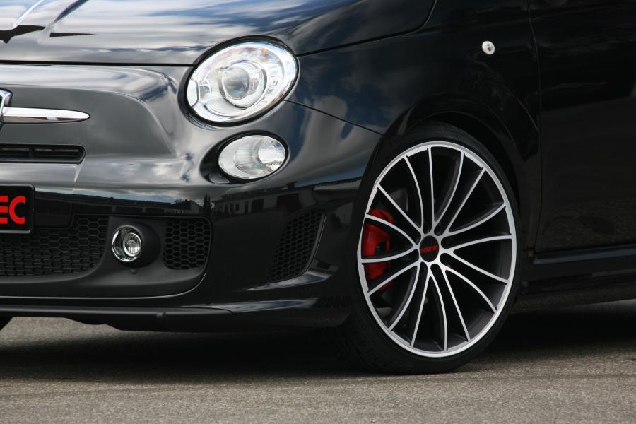 Детали экстерьера Abarth 500 by Novitec Rosso 2010 года  (фото 5 из 16)